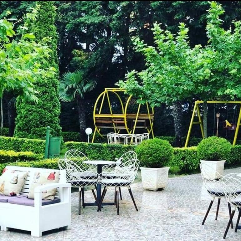Hotel Ambasador Garden Lezhe Exterior photo