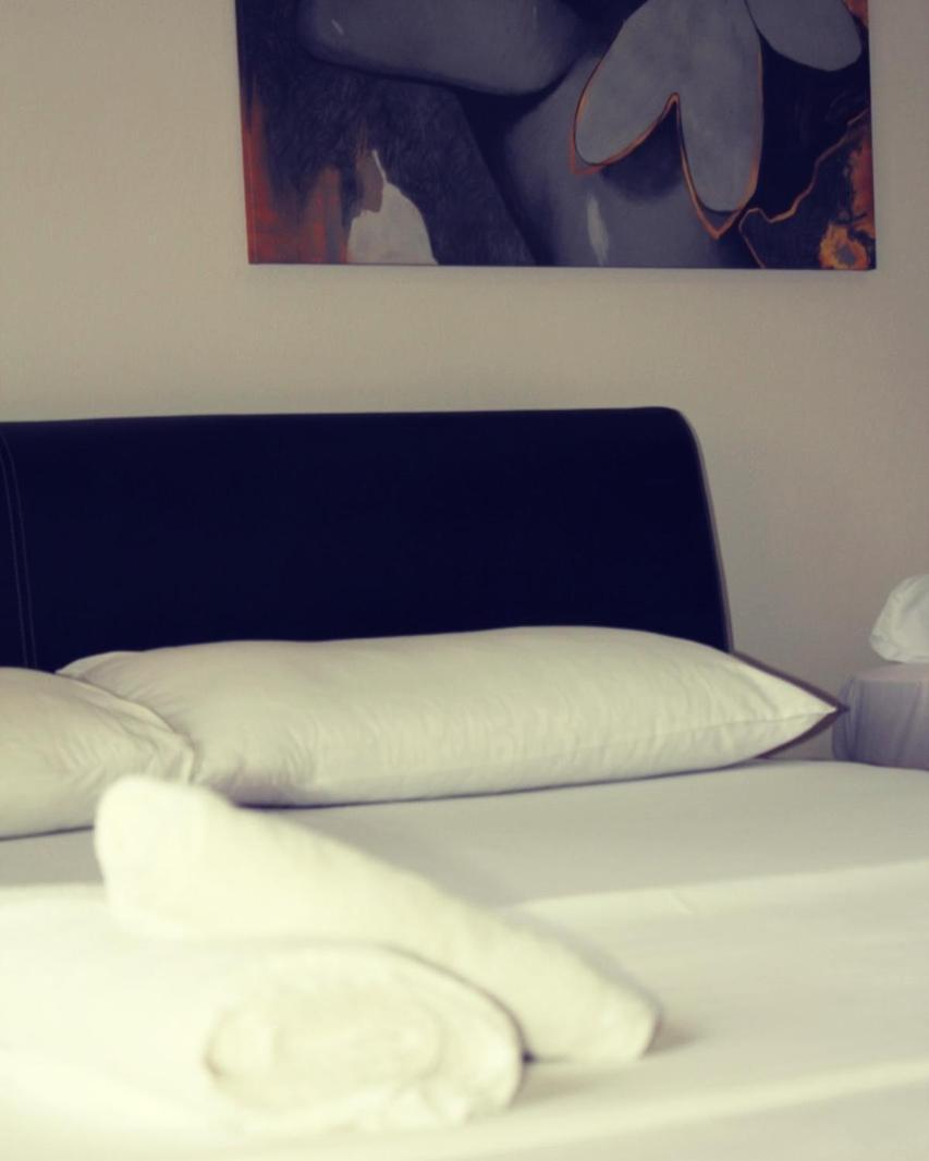 Hotel Ambasador Garden Lezhe Room photo